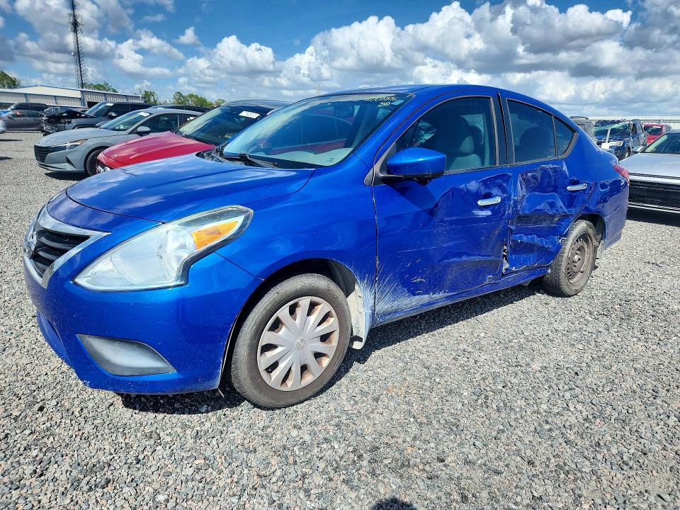 2015 NISSAN VERSA — VIN 3N1CN7AP2FL928751