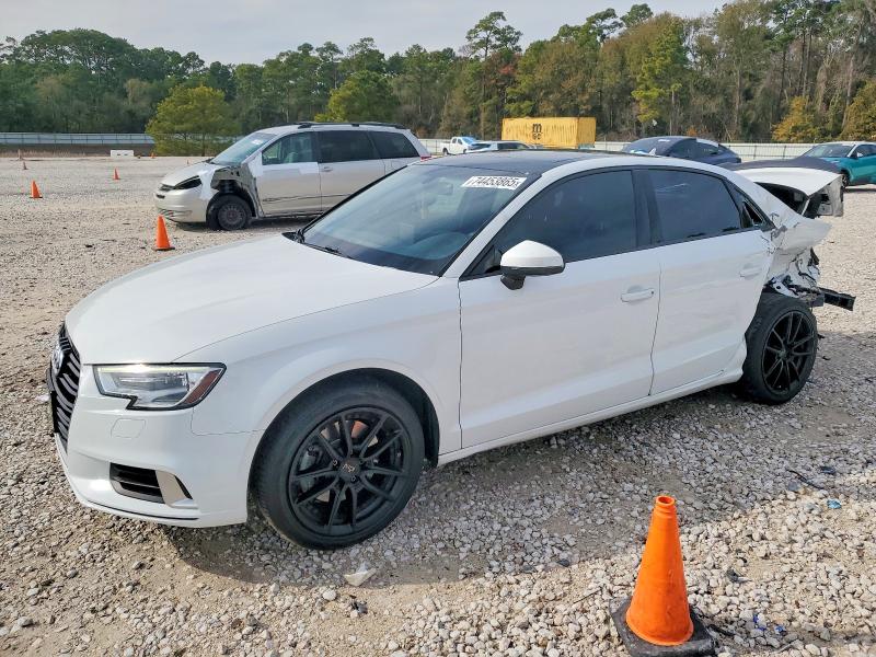 2018 AUDI A3 — VIN WAUAUGFF8J1016078