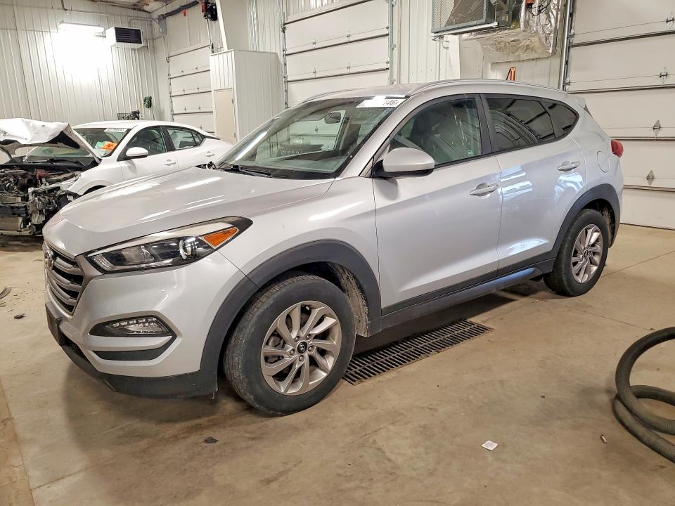2016 HYUNDAI TUCSON — VIN KM8J3CA49GU118870