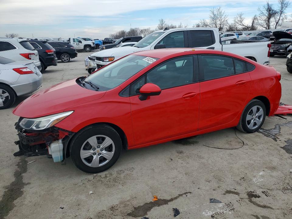 2018 CHEVROLET CRUZE — VIN 1G1BC5SM8J7156429