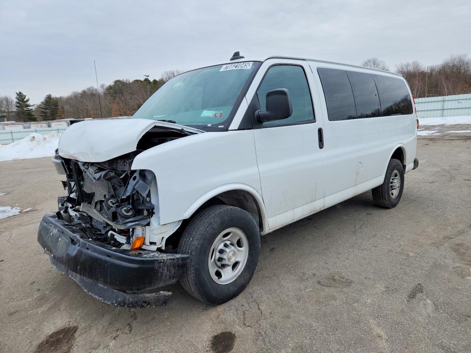 2023 CHEVROLET EXPRESS G3500 — VIN 1GAZGLFP4P1160226