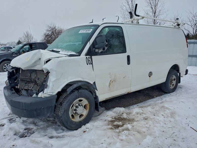 2015 CHEVROLET EXPRESS G2500 — VIN 1GCWGFFF1F1247163