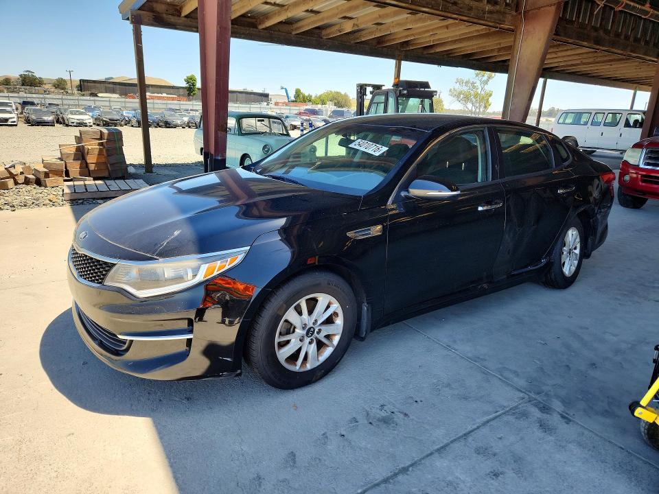 2016 KIA OPTIMA — VIN 5XXGT4L30GG039084