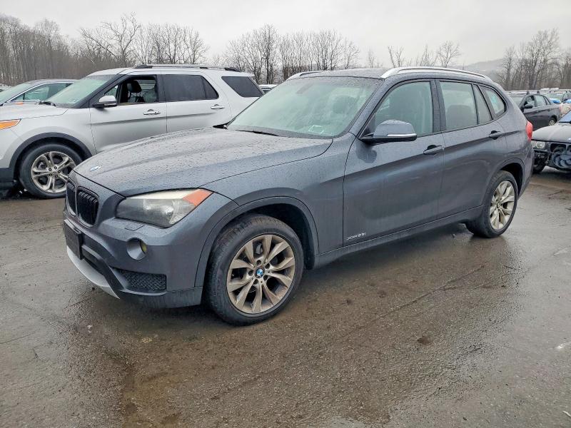 2013 BMW X1 XDRIVE2 — VIN WBAVL1C52DVR89192