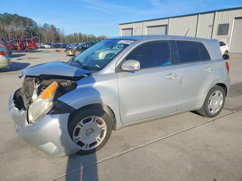 2008 TOYOTA SCION XD — VIN JTKKU10488J003801