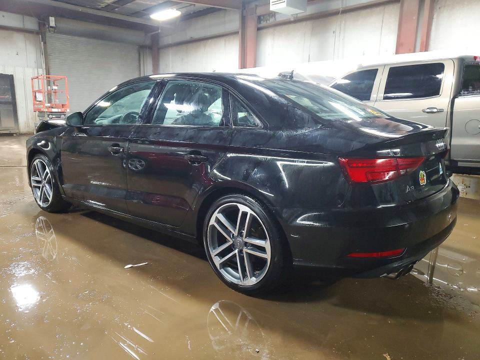 WAUAUGFF8KA093678