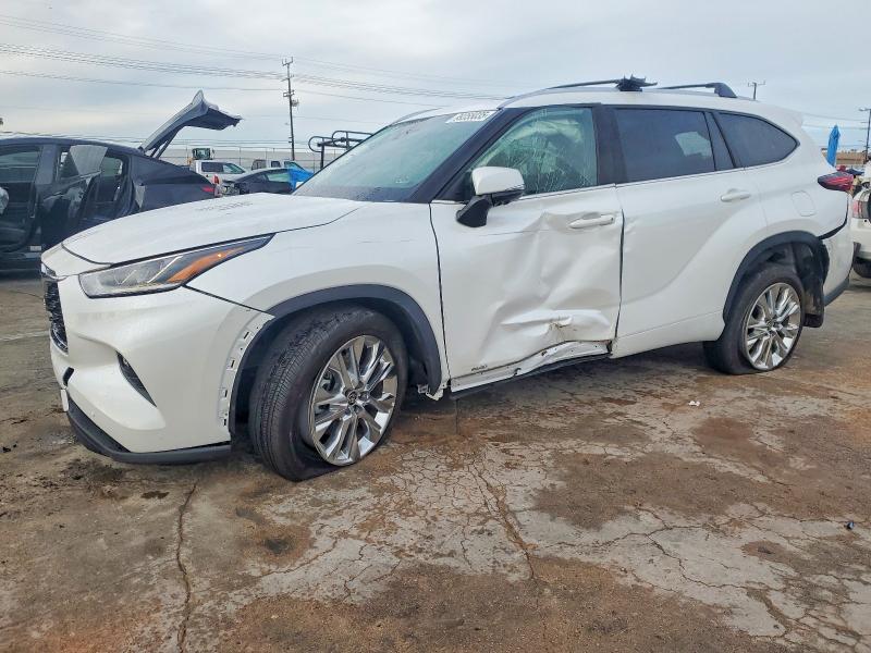 2025 TOYOTA HIGHLANDER HYBRID — VIN 5TDXBRCH2SS685844