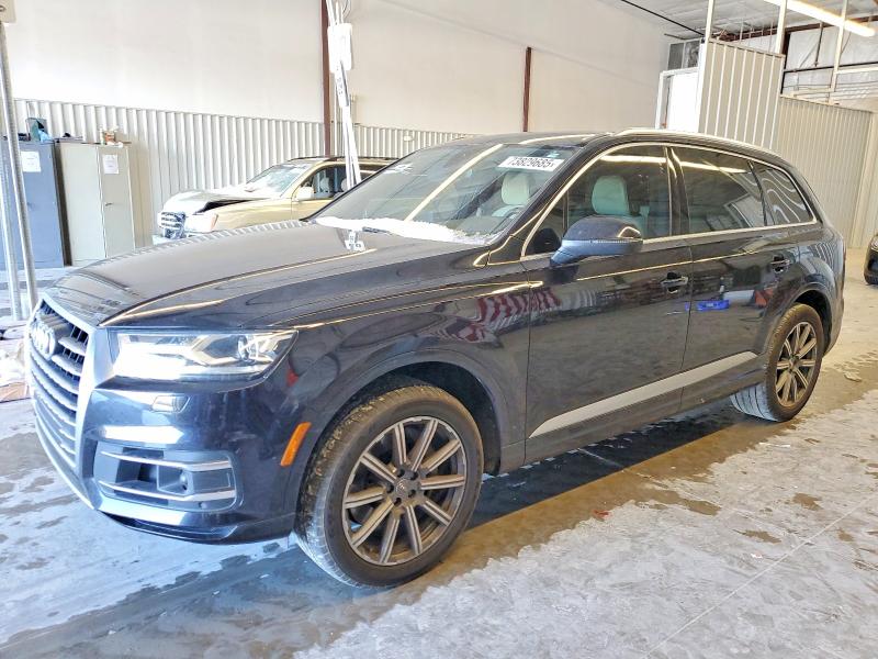 2017 AUDI Q7 — VIN WA1LAAF71HD053437