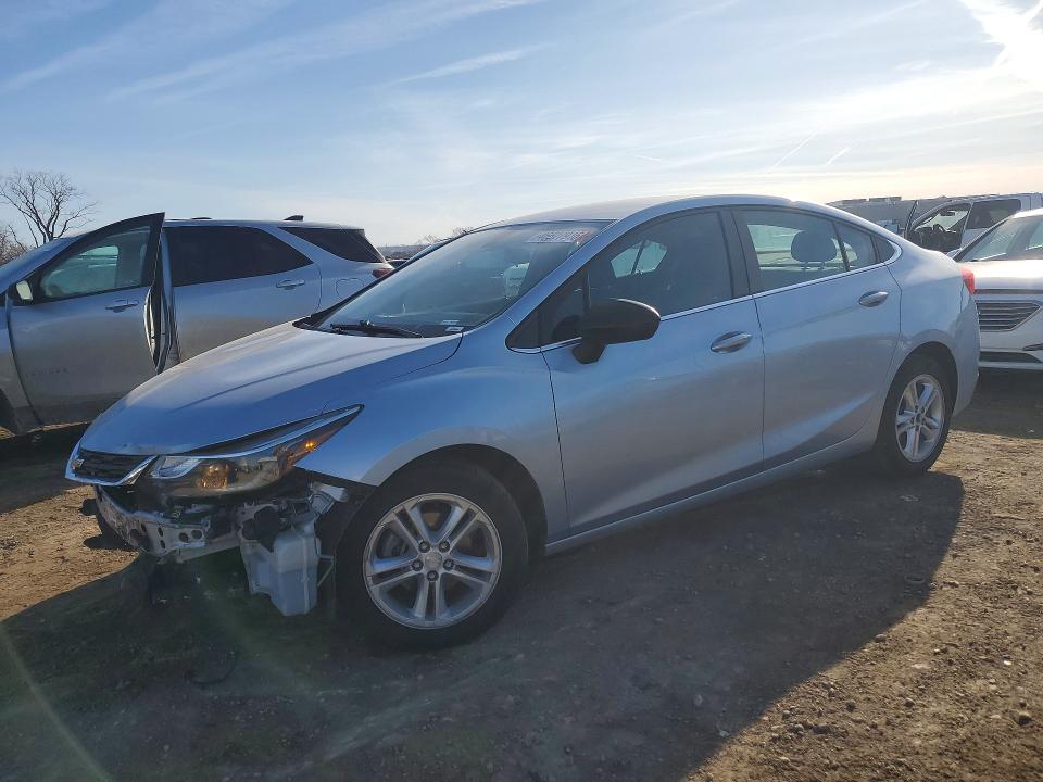 2017 CHEVROLET CRUZE — VIN 1G1BE5SM5H7279562