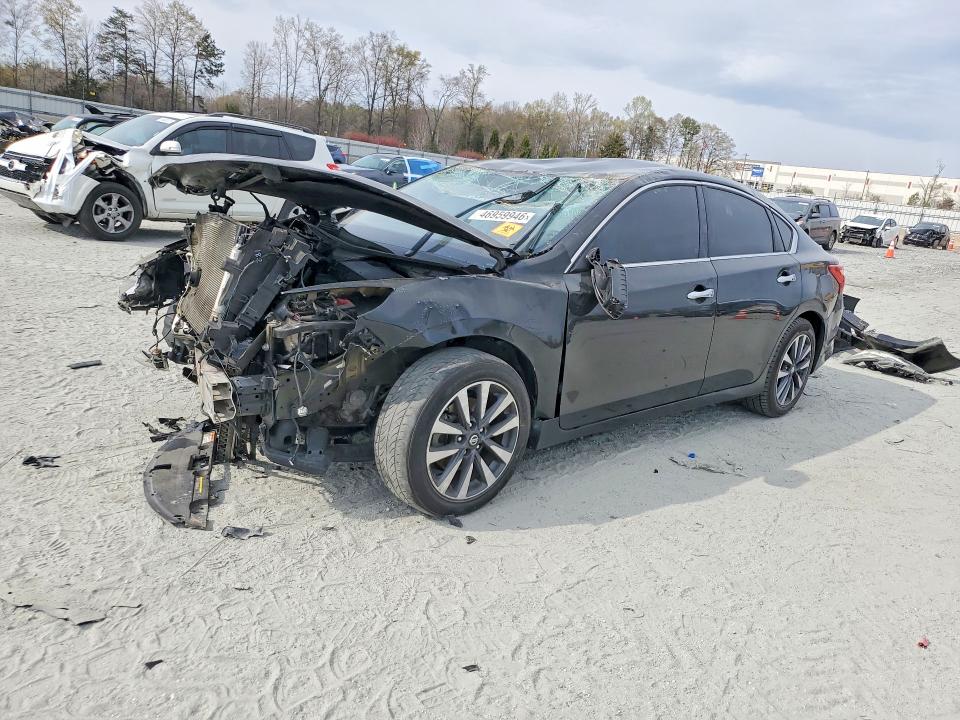 2017 NISSAN ALTIMA — VIN 1N4AL3AP8HC175511