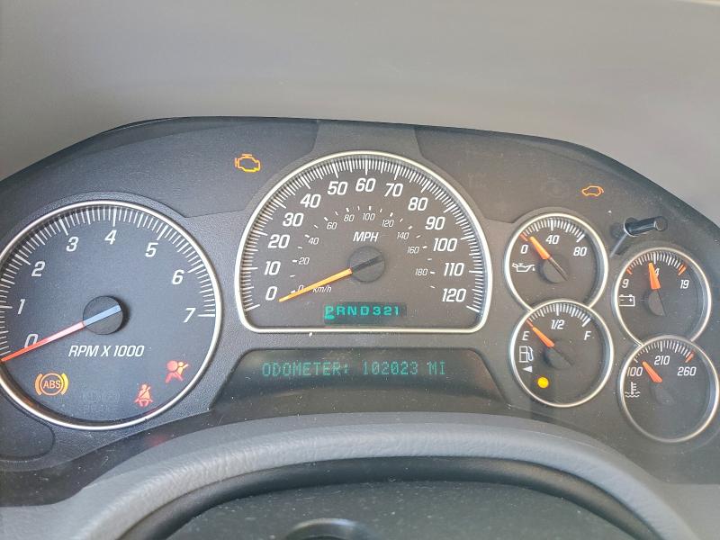 1GKES63M352328076