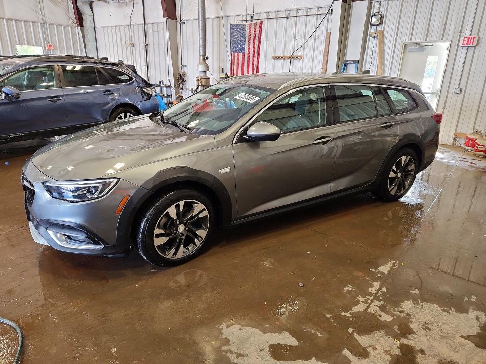 2018 BUICK REGAL TOURX — VIN W04GV8SX7J1174257
