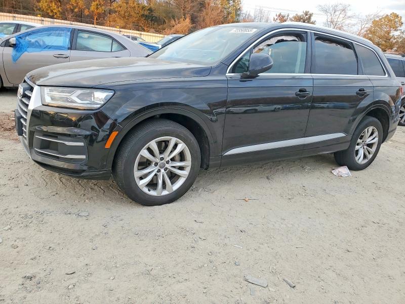 2017 AUDI Q7 — VIN WA1AHAF76HD037625