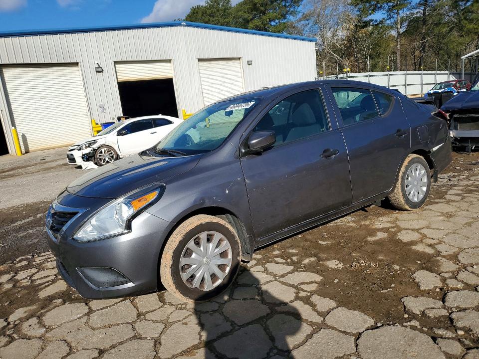 2019 NISSAN VERSA — VIN 3N1CN7AP9KL861186