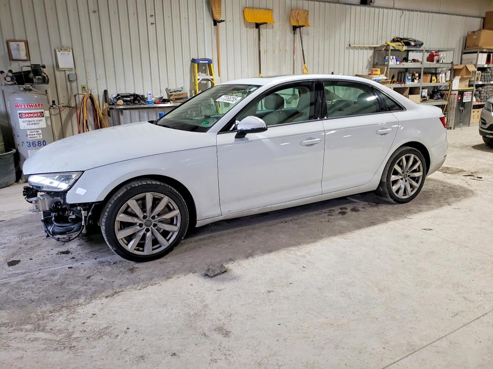 2017 AUDI A4 — VIN WAUANAF46HN019427