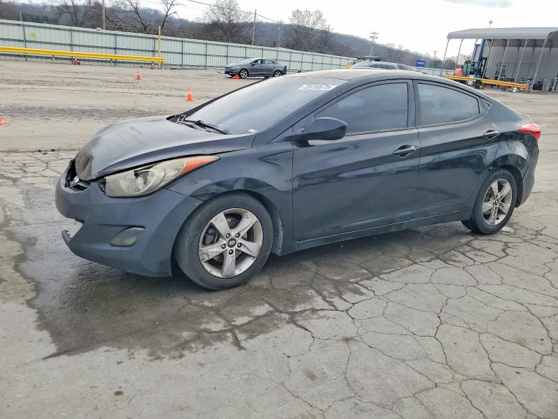 2013 HYUNDAI ELANTRA GL — VIN KMHDH4AE7DU811090