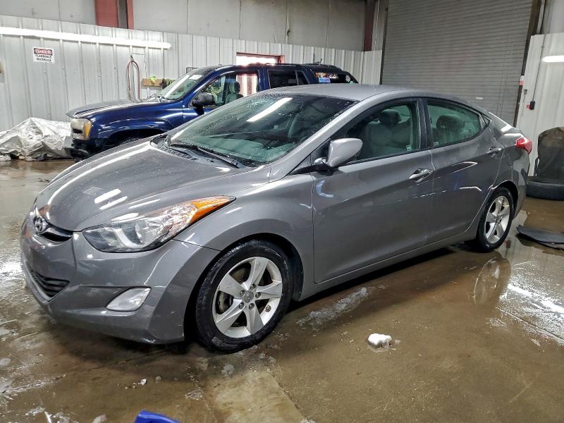 2013 HYUNDAI ELANTRA GL — VIN 5NPDH4AE0DH206200