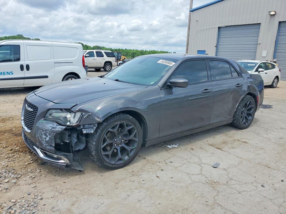 2019 CHRYSLER 300 — VIN 2C3CCABGXKH654141