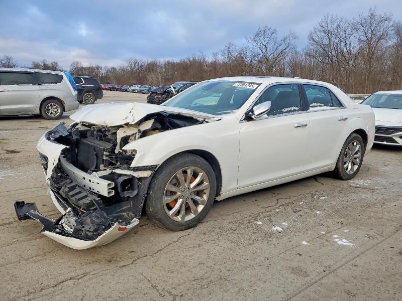 2019 CHRYSLER 300 LIMITE — VIN 2C3CCAKG4KH722711
