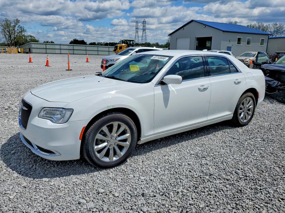 2020 CHRYSLER 300 — VIN 2C3CCARG2LH115939