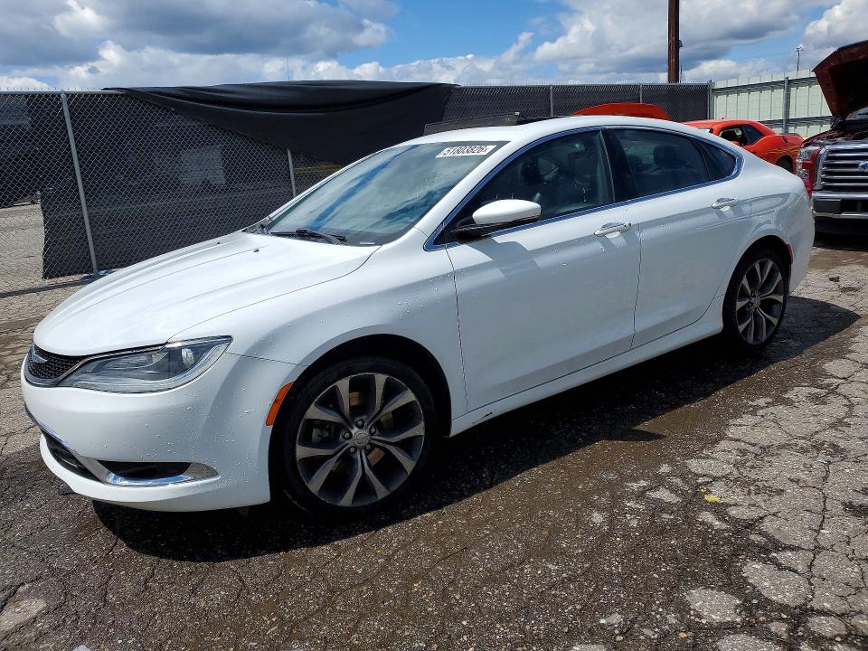 2015 CHRYSLER 200 — VIN 1C3CCCAB1FN628820