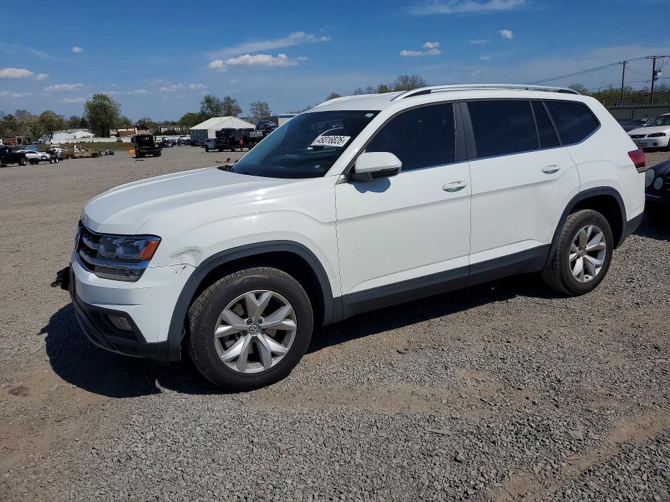 2018 VOLKSWAGEN ATLAS — VIN 1V2KR2CA0JC564745