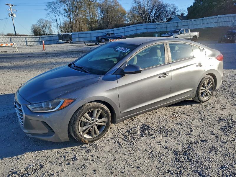 2018 HYUNDAI ELANTRA SE — VIN 5NPD84LF6JH315164