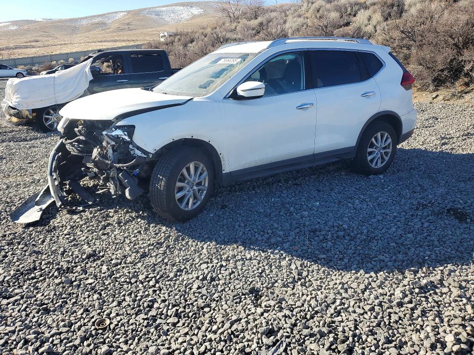 2017 NISSAN ROGUE S — VIN KNMAT2MV2HP579587