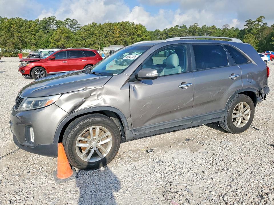 2015 KIA SORENTO — VIN 5XYKT4A64FG578082