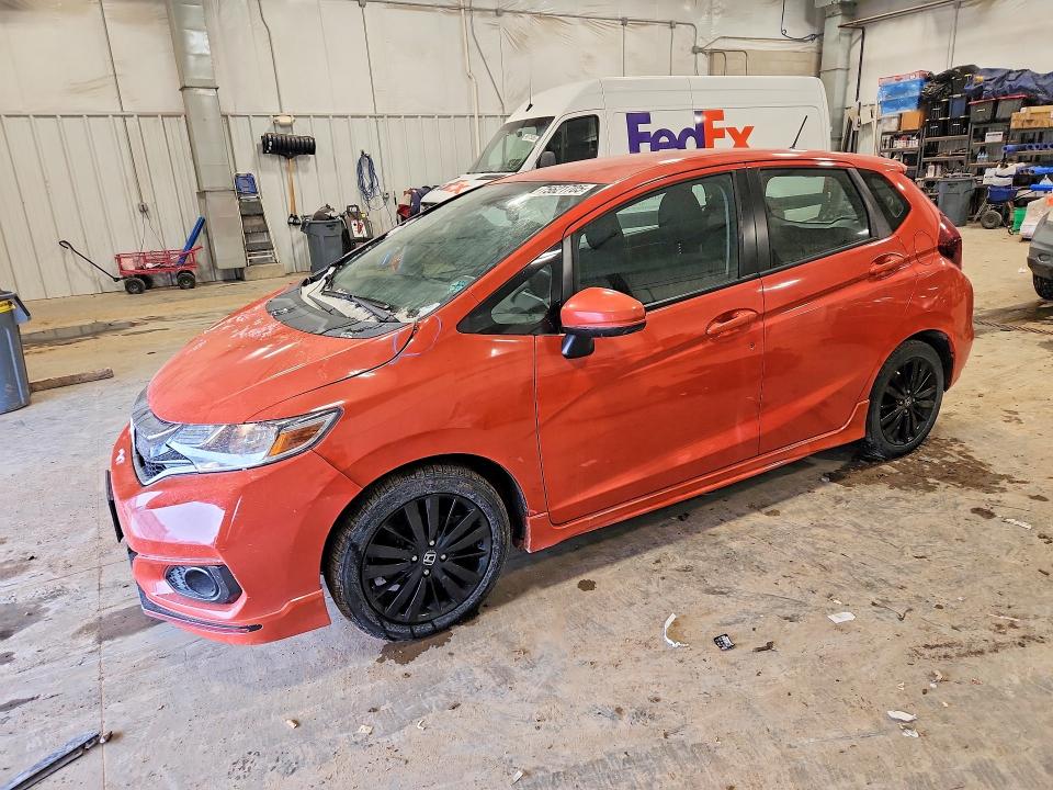 2018 HONDA FIT SPORT — VIN 3HGGK5G64JM700829