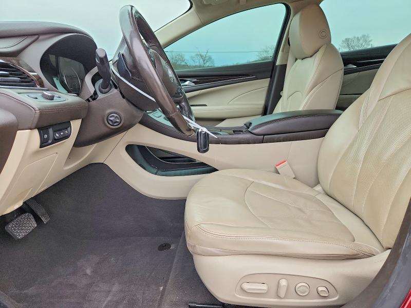 1G4ZR5SS0HU150635