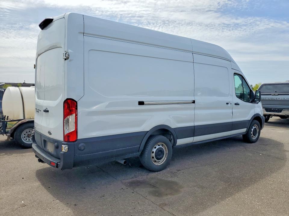 1FTBR3XG4LKB20900