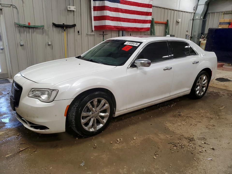 2015 CHRYSLER 300C — VIN 2C3CCAKG7FH814465