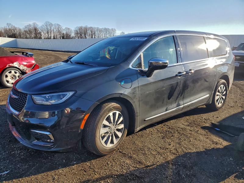 2023 CHRYSLER PACIFICA H — VIN 2C4RC1S71PR543811