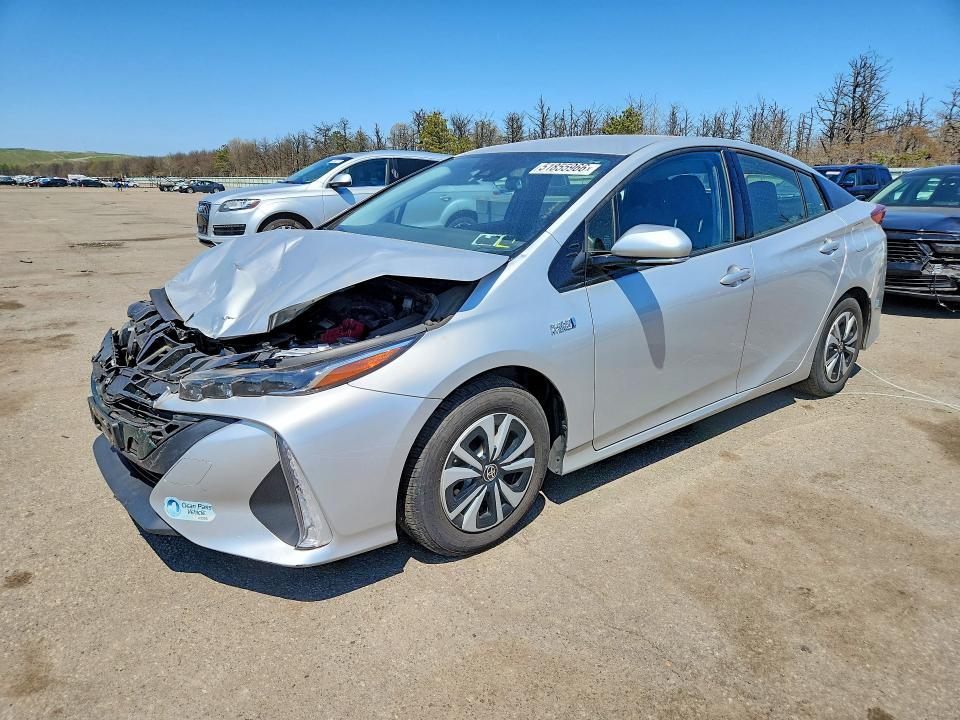2018 TOYOTA PRIUS PRIME — VIN JTDKARFP8J3099181