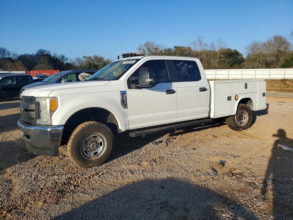 2017 FORD F250 — VIN 1FT7W2B62HED31199