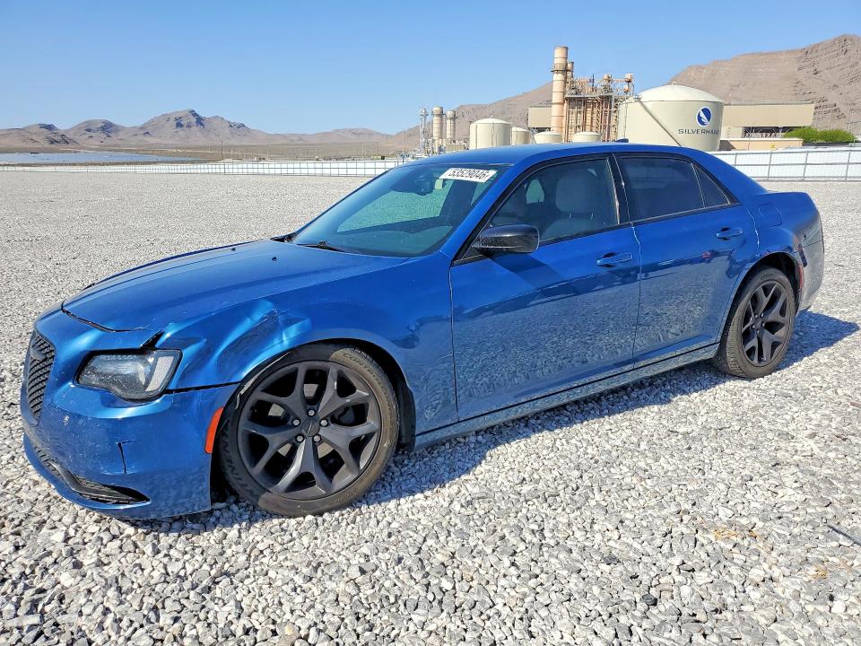 2020 CHRYSLER 300 — VIN 2C3CCAAG4LH239237