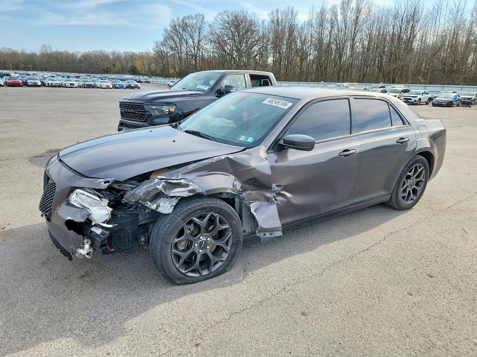 2018 CHRYSLER 300 — VIN 2C3CCAGG2JH149363