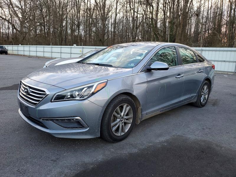 2015 HYUNDAI SONATA SE — VIN 5NPE24AF9FH157497