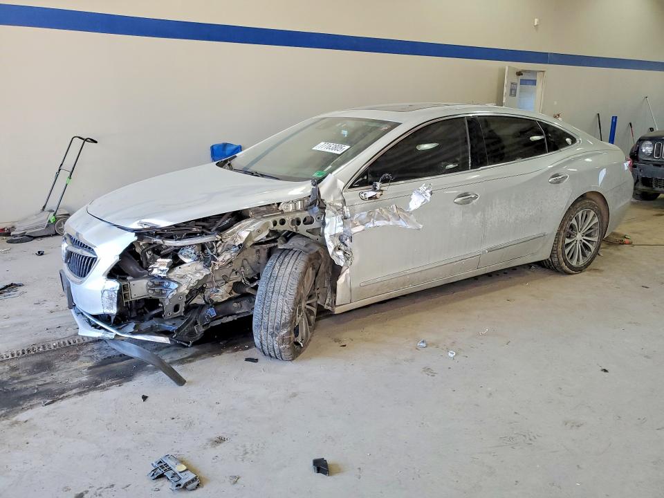 2018 BUICK LACROSSE — VIN 1G4ZR5SS8JU132129