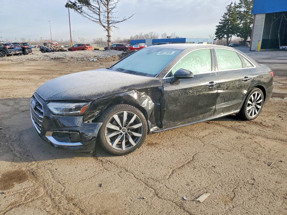 2022 AUDI A4 — VIN WAUBBAF47NN010857