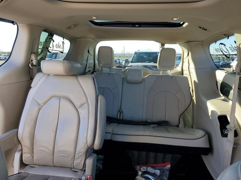 2C4RC1GG2LR184195
