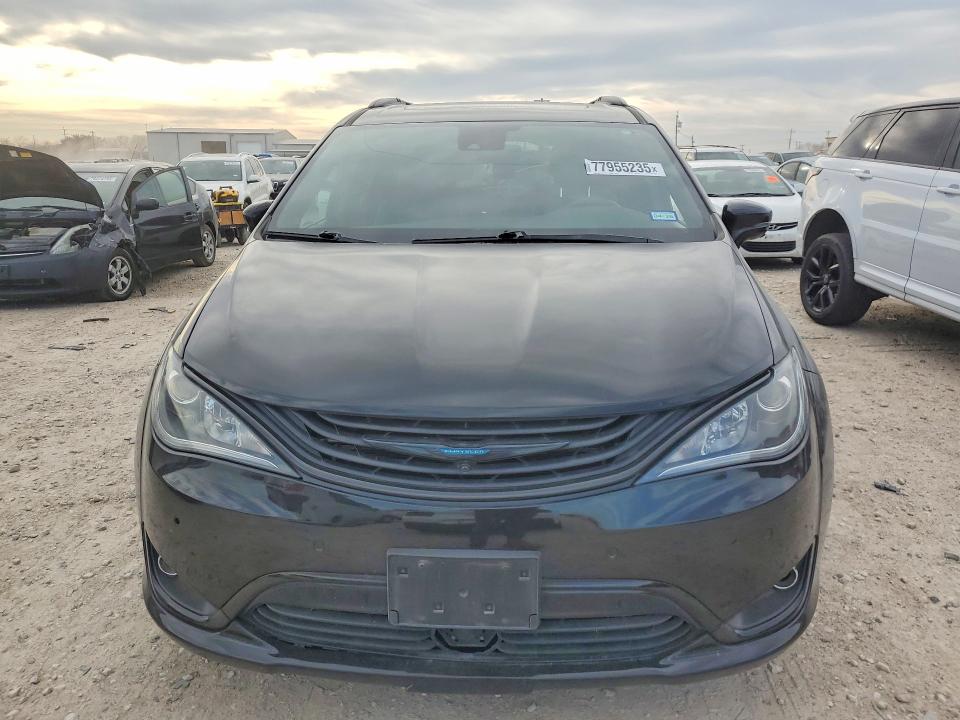 2C4RC1N72KR681717