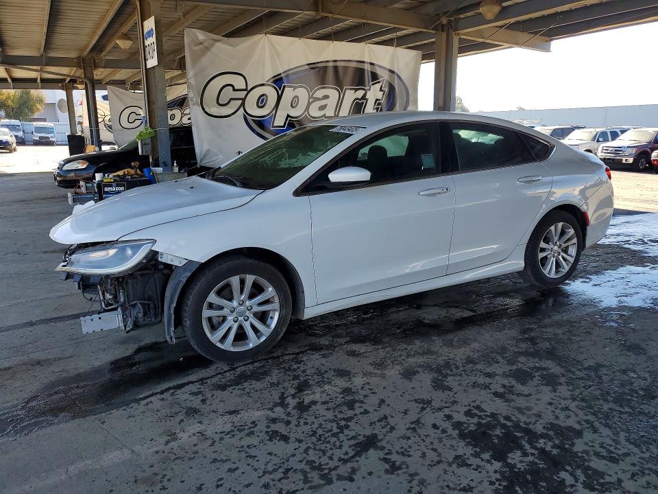 2015 CHRYSLER 200 LIMITE — VIN 1C3CCCABXFN630873