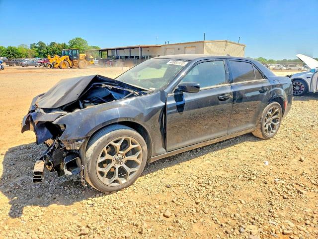 2015 CHRYSLER 300 — VIN 2C3CCABG6FH797142