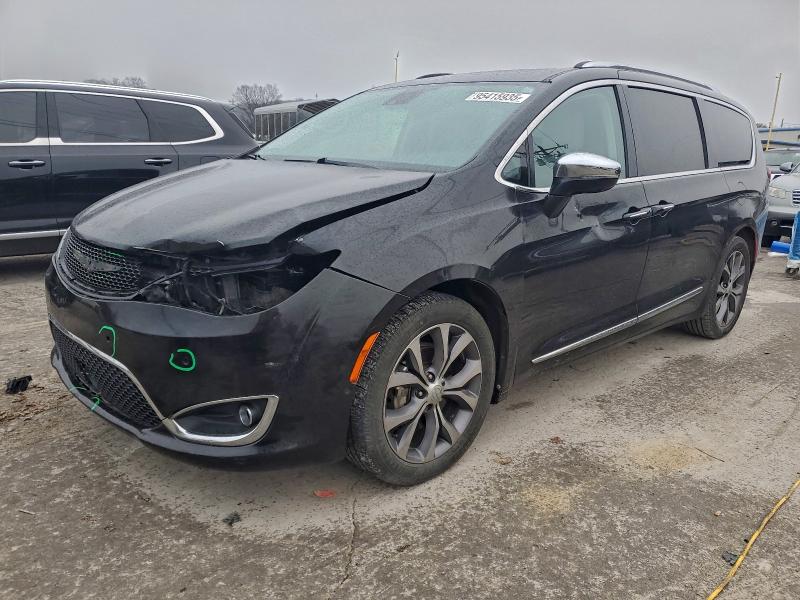 2017 CHRYSLER PACIFICA L — VIN 2C4RC1GG5HR643338