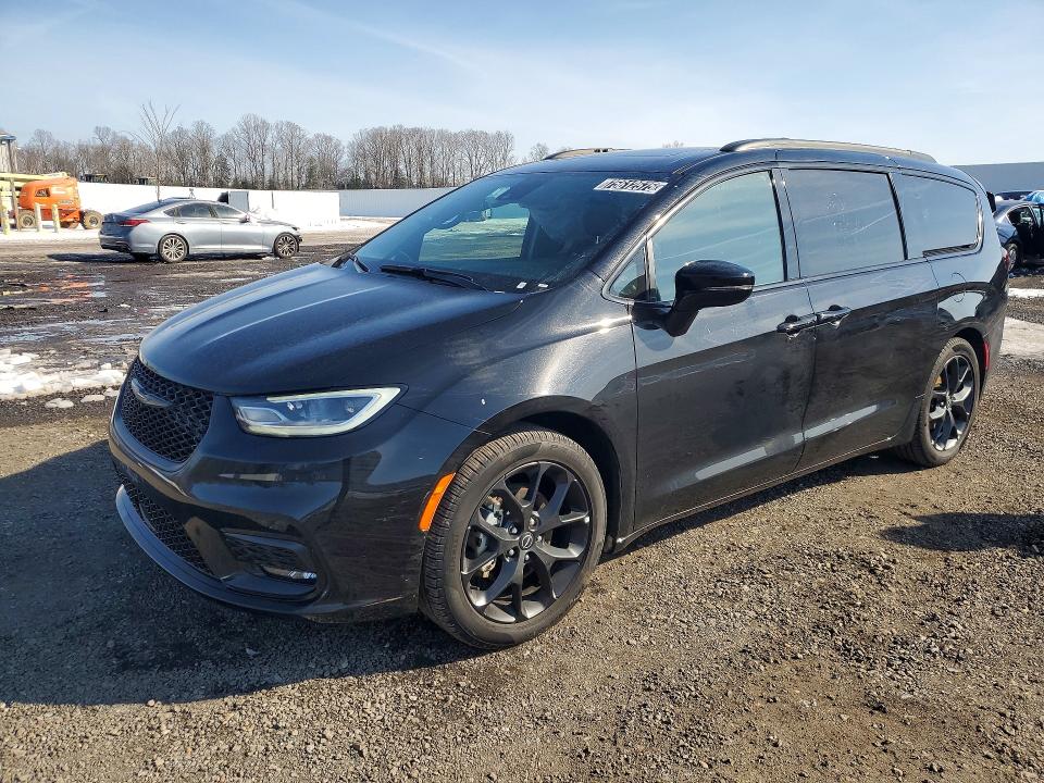 2025 CHRYSLER PACIFICA L — VIN 2C4RC1GG0SR550976