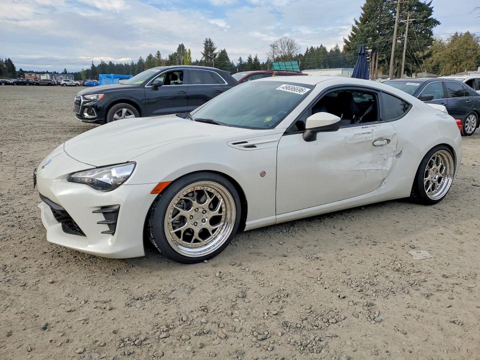 2017 TOYOTA 86 — VIN JF1ZNAA10H9710759