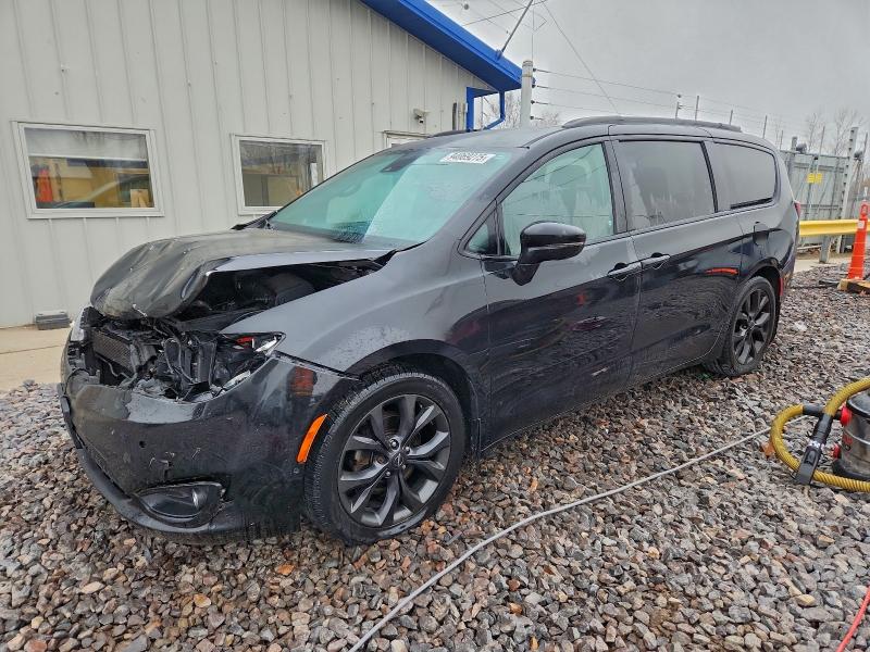 2018 CHRYSLER PACIFICA L — VIN 2C4RC1GG9JR230828