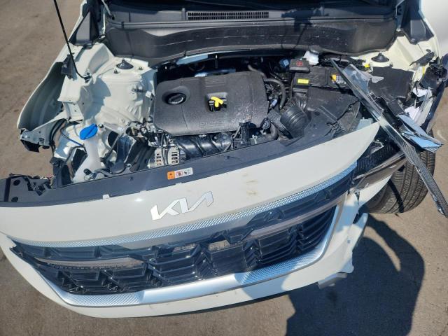KNDEUCAA2R7585266